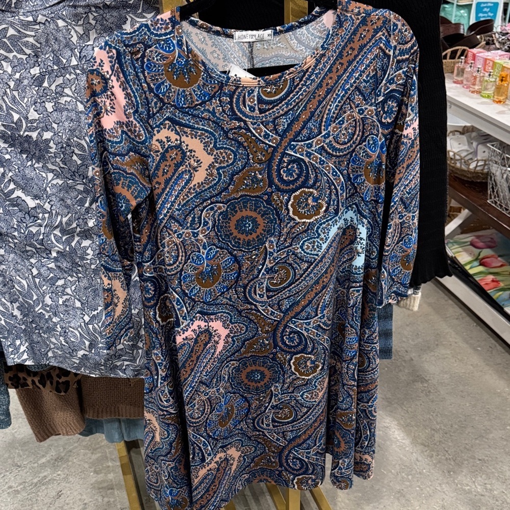 Elegant Paisley Long Sleeve Dress